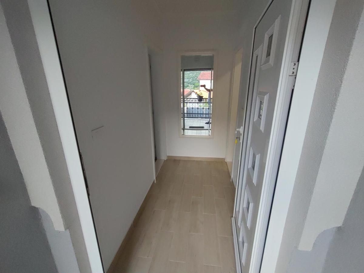 טרביניה Apartman Magdalena מראה חיצוני תמונה