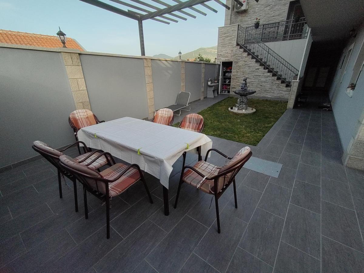 טרביניה Apartman Magdalena מראה חיצוני תמונה