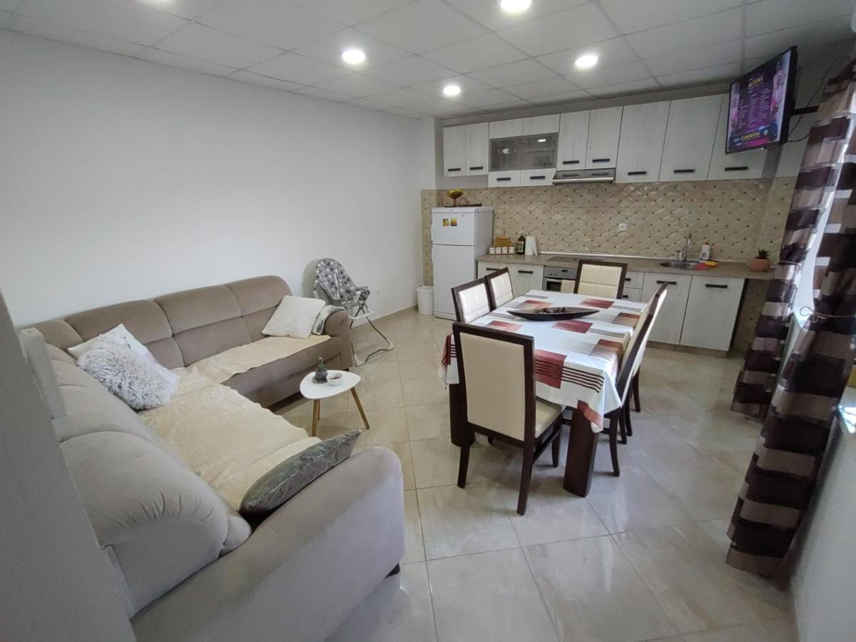 טרביניה Apartman Magdalena מראה חיצוני תמונה